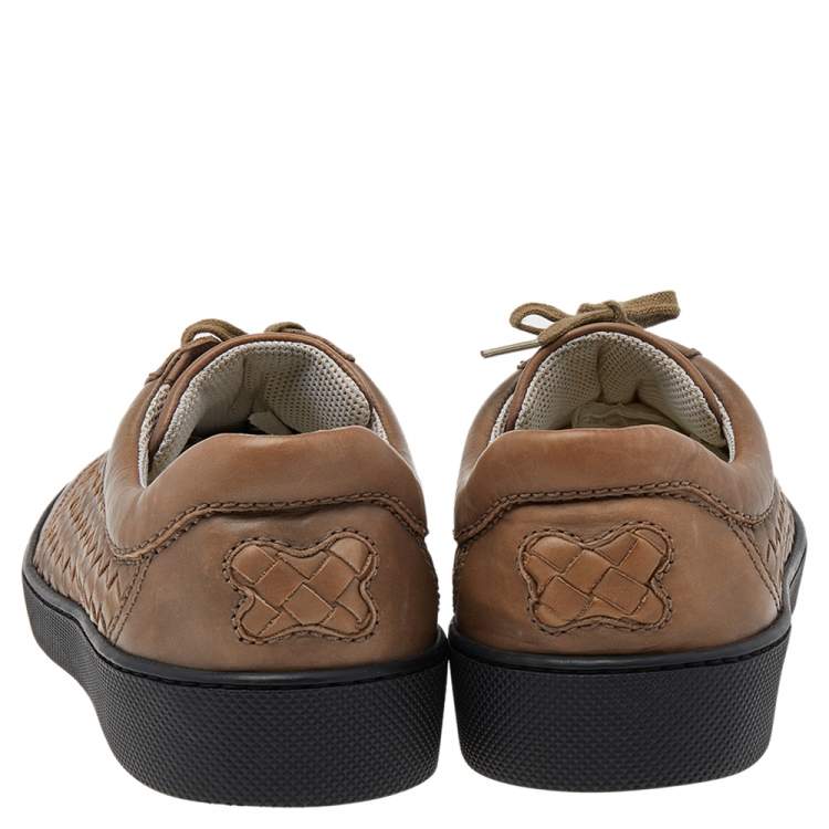 مملوكة مسبقًا Bottega Veneta Brown Intrecciato Leather Low Top Sneakers Size 41