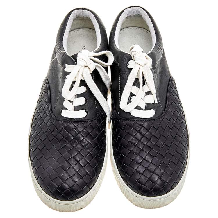 Pre Owned Bottega Veneta Dark Blue/Black Intrecciato Leather Low Top Sneakers Size 42