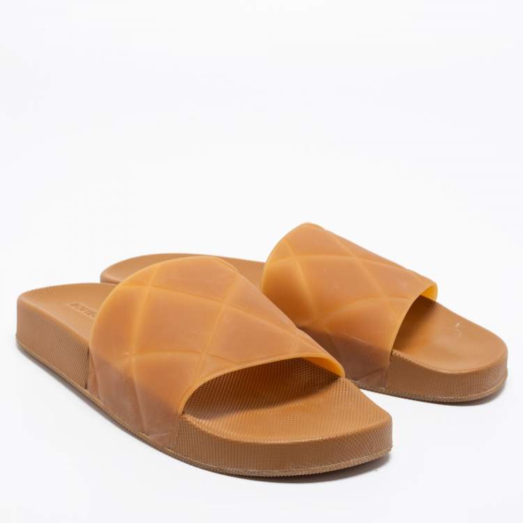 Pre Owned Bottega Veneta Brown Intrecciato Rubber Slide Sandals Size 42