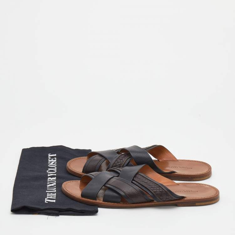 Pre Owned Bottega Veneta Black/Dark Brown Leather Criss-Cross Flat Slide Sandals Size 43