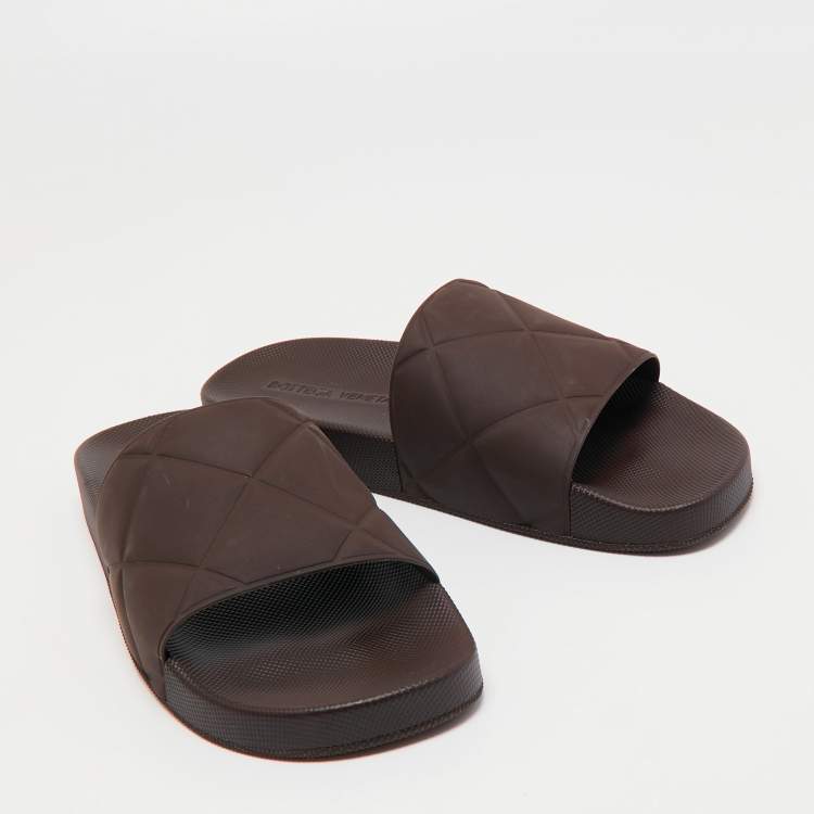 Pre Owned Bottega Veneta Dark Brown Intrecciato Rubber Slide Sandals Size 41
