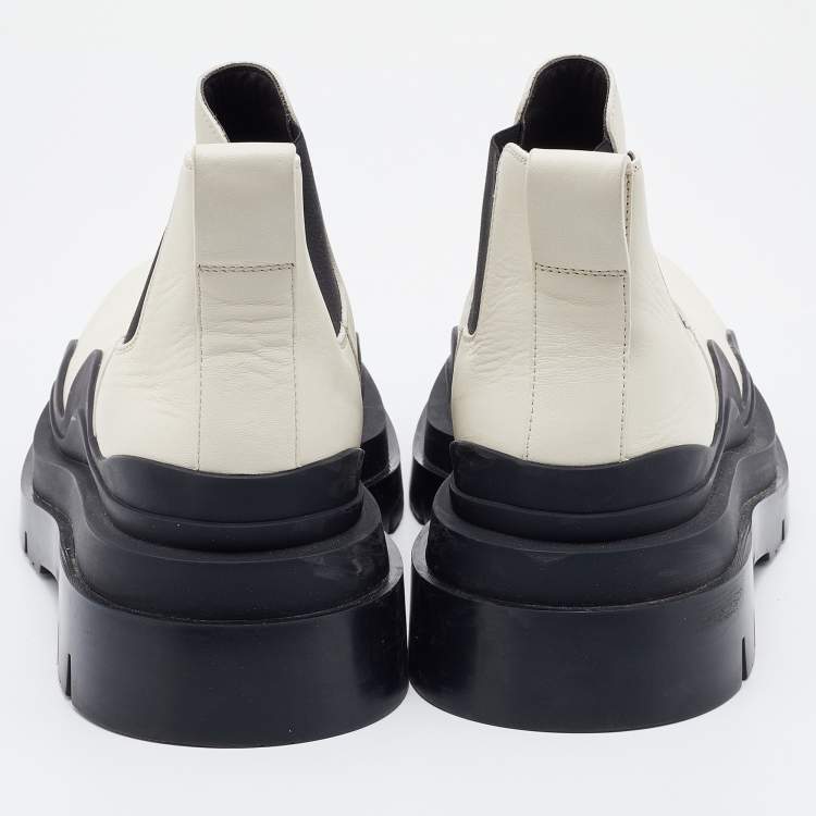 Pre Owned Bottega Veneta White Leather Tire Ankle Boots Size 44