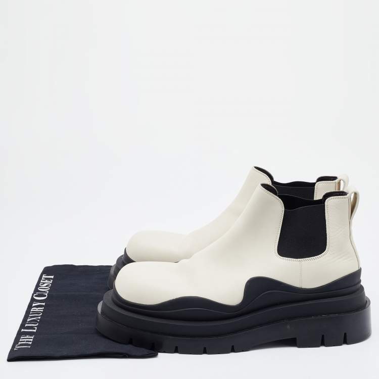 Pre Owned Bottega Veneta White Leather Tire Ankle Boots Size 44