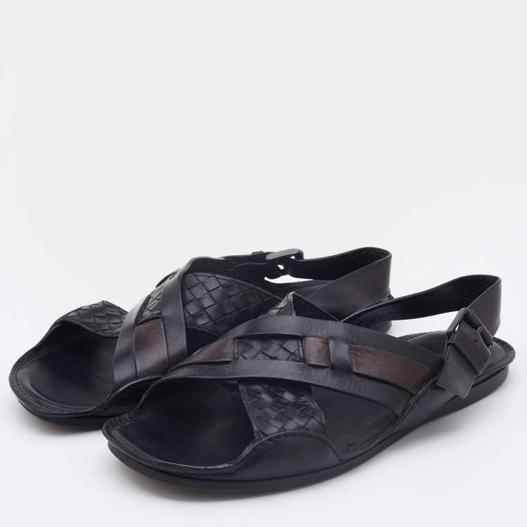 Pre Owned Bottega Veneta Black/Dark Brown Intrecciato Leather Criss Cross Flat Sandals Size 42.5