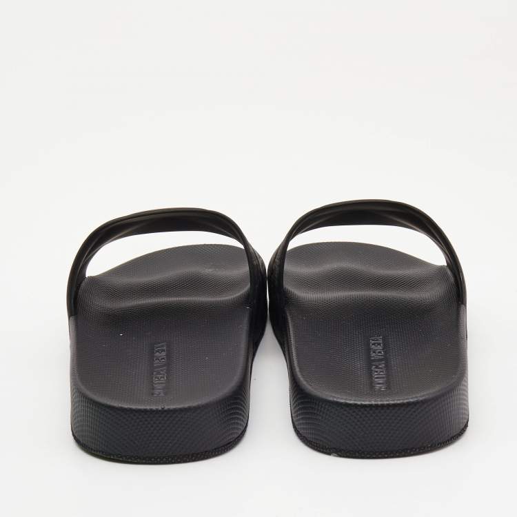 Pre Owned Bottega Veneta Black Rubber Pool Slides Size 41