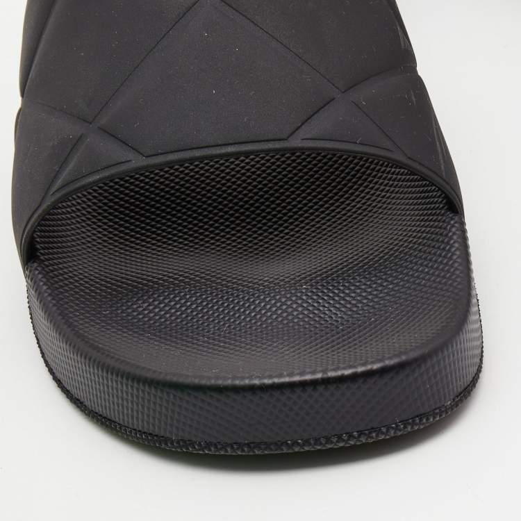 Pre Owned Bottega Veneta Black Rubber Pool Slides Size 41