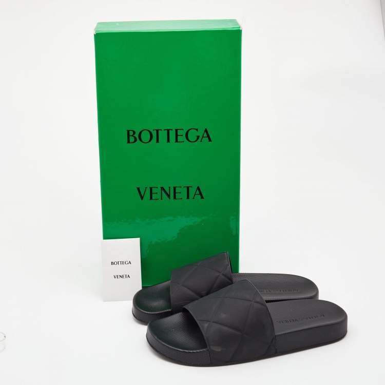 Pre Owned Bottega Veneta Black Rubber Pool Slides Size 41