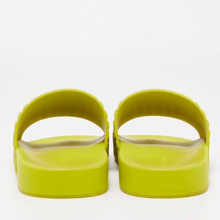 Pre Owned Bottega Veneta Green Rubber Carpet Slides Size 41