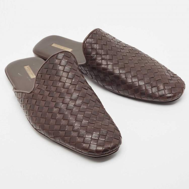 Pre Owned Bottega Veneta Brown Woven Leather Intrecciato Fiandra Mules Size 43