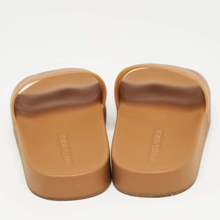 Pre Owned Bottega Veneta Brown Intrecciato Rubber Slide Sandals Size 42