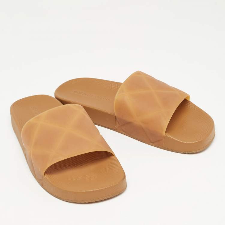 Pre Owned Bottega Veneta Brown Intrecciato Rubber Slide Sandals Size 42