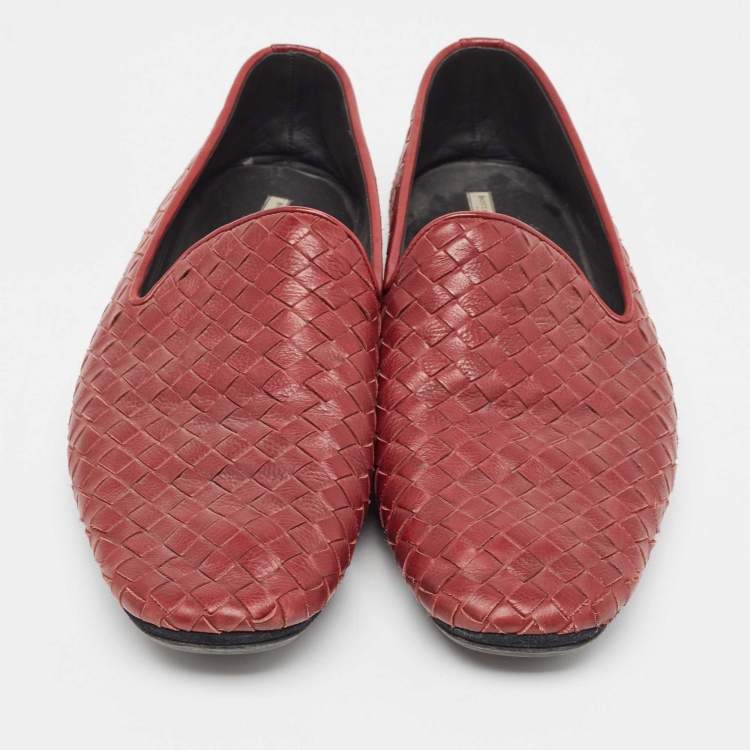 Pre Owned Bottega Veneta Burgundy Intrecciato Leather Slip on Loafers Size 42
