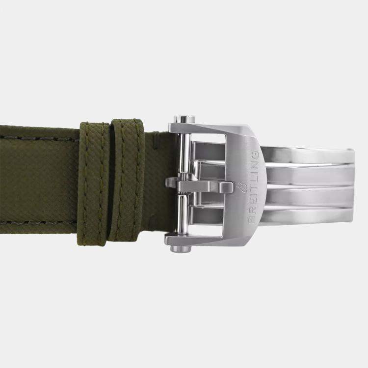 Pre Owned Breitling Green Stainless Steel Avenger AB0147101L1X1 Automatic Men's Wristwatch 44 mm