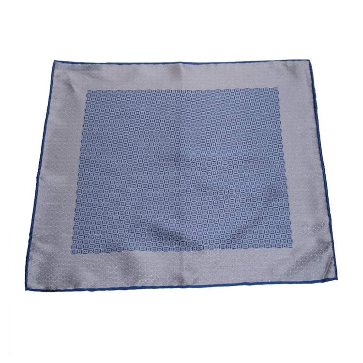 مملوكة مسبقًا Brioni Blue Geometric Patterned Silk Tie and Pocket Square Set