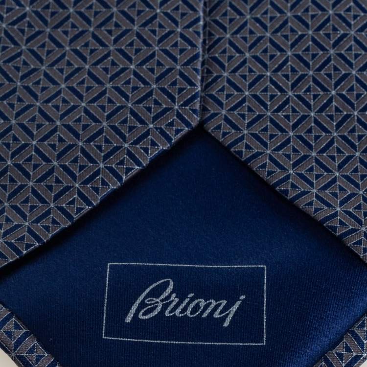 مملوكة مسبقًا Brioni Blue Geometric Patterned Silk Tie and Pocket Square Set