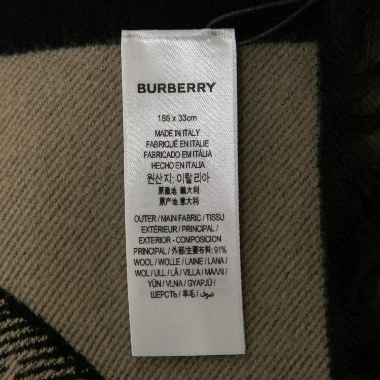 Pre Owned Burberry Beige See the Future Wool Football Scarf