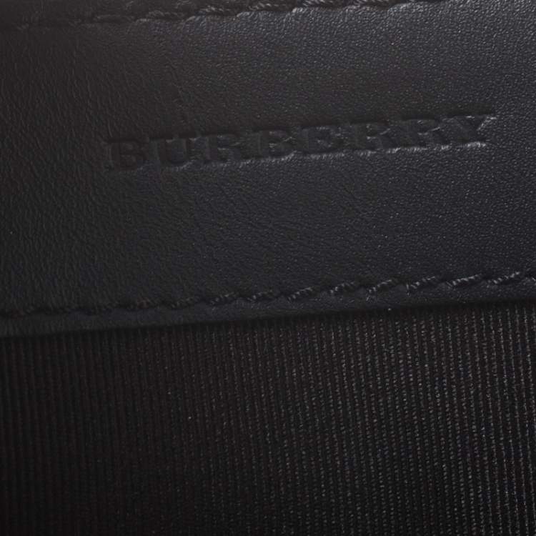 Pre Owned Burberry Black Leather Edin Zip Pouch