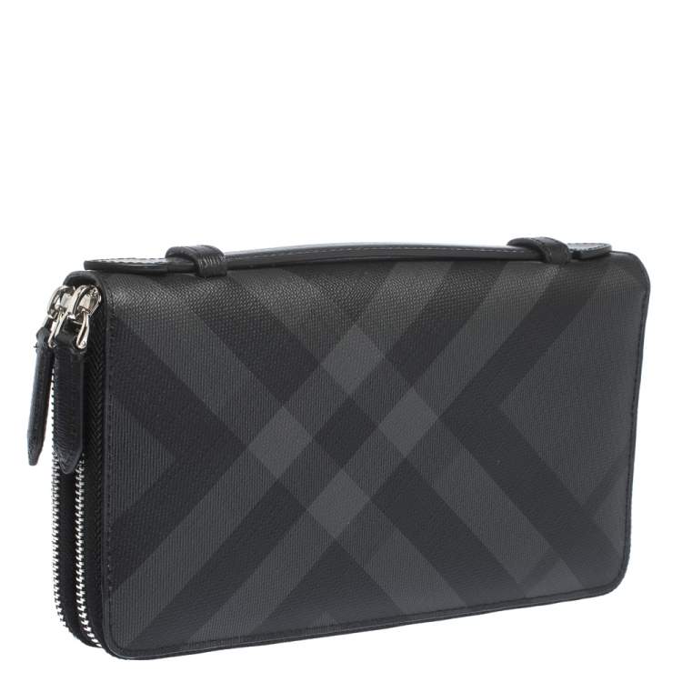 Pre Owned Burberry Black House Check Coated Canvas and Leather Reeves Double Zip Wallet 