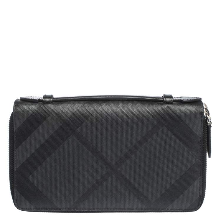 Pre Owned Burberry Black House Check Coated Canvas and Leather Reeves Double Zip Wallet 