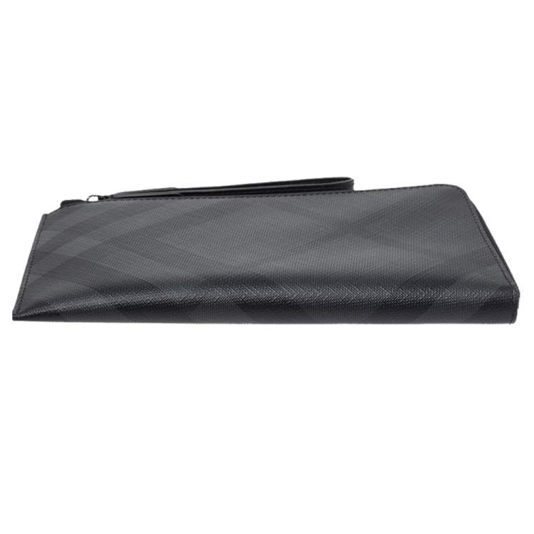 burberry wristlet wallet