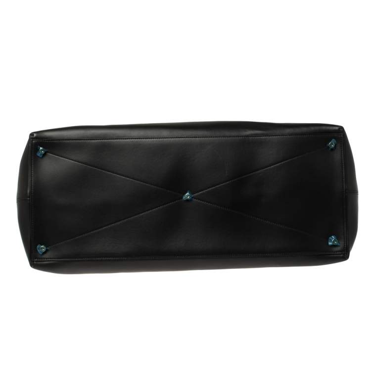 Pre Owned Burberry Black Leather Extra Large Society Top Handle Bag
