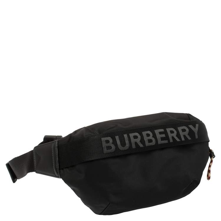 Pre Owned Burberry Black Nylon and Leather Sonny Belt Bag