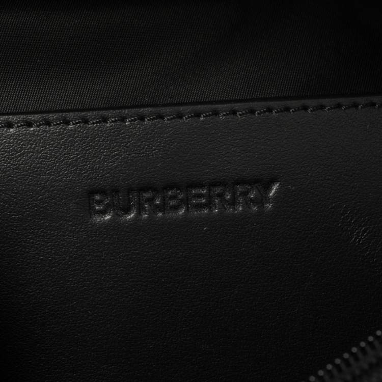 Pre Owned Burberry Black Nylon and Leather Sonny Belt Bag