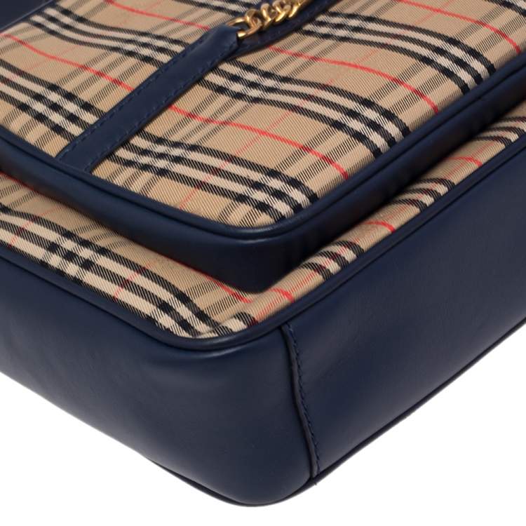 Pre Owned Burberry Blue/Beige 1983 Knight Check Canvas and Leather Camera Bag