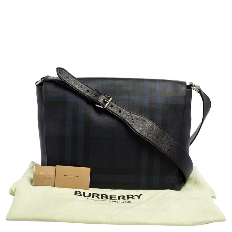 Pre Owned Burberry Black/Blue Check PVC and Leather Large Burleigh Messenger Bag