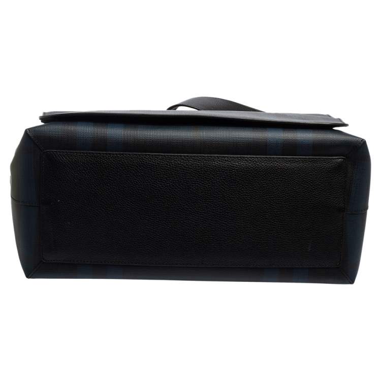 Pre Owned Burberry Black/Blue Check PVC and Leather Large Burleigh Messenger Bag