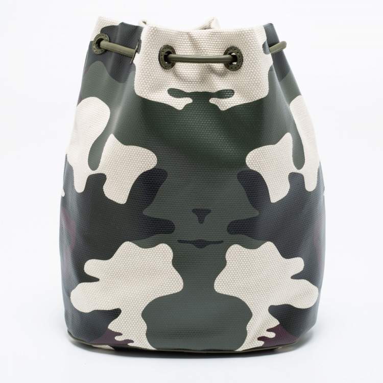 Pre Owned Burberry Green Camouflage Coated and Canvas Phoebe Drawstring Pouch