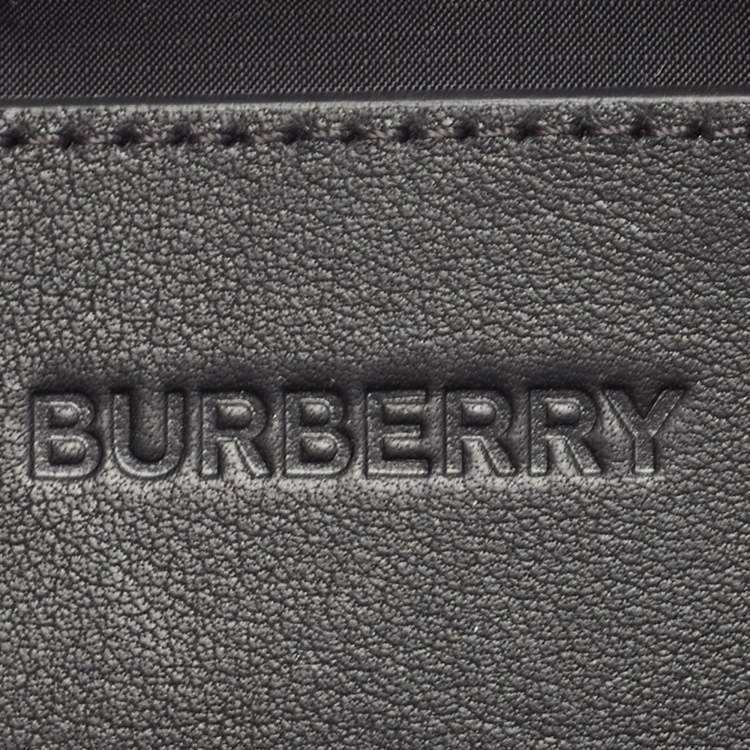 مملوكة مسبقًا Burberry Black Nylon and Leather West Belt Bag 