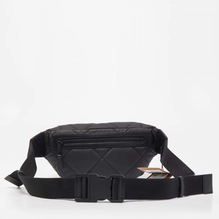 Pre Owned Burberry Black Quilted Fabric Medium Sonny Bum Bag