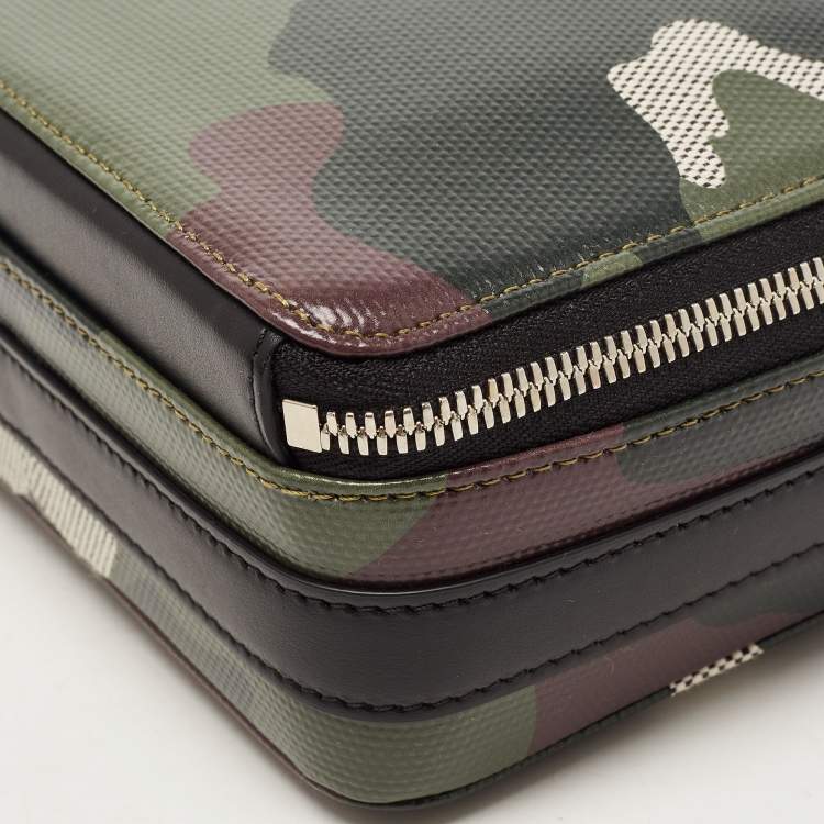 Pre Owned Burberry Green Camo Print Canvas Sutton Crossbody Bag