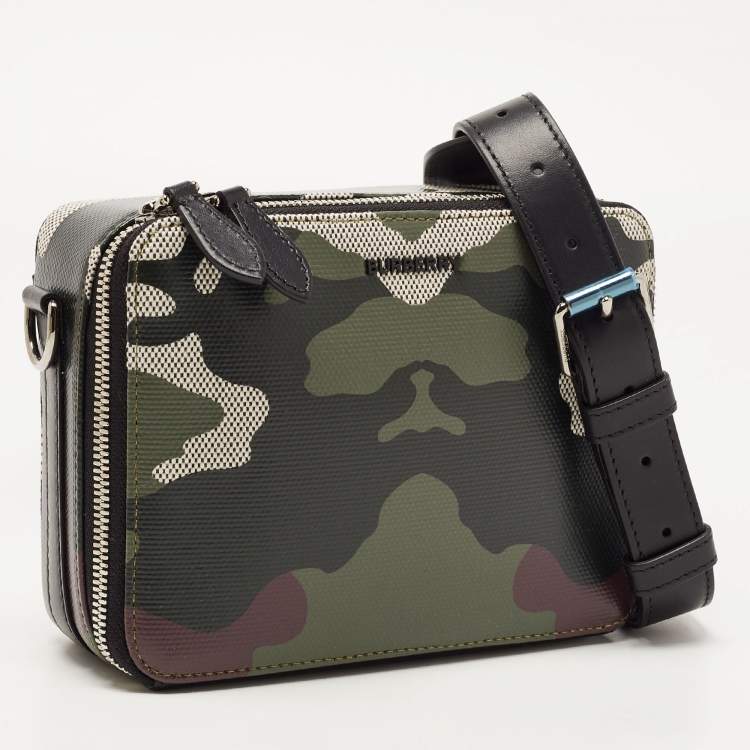 Pre Owned Burberry Green Camo Print Canvas Sutton Crossbody Bag