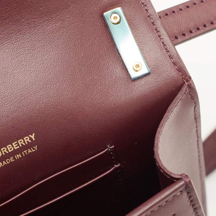 Pre Owned Burberry Deep Maroon Leather Robin Crossbody Bag