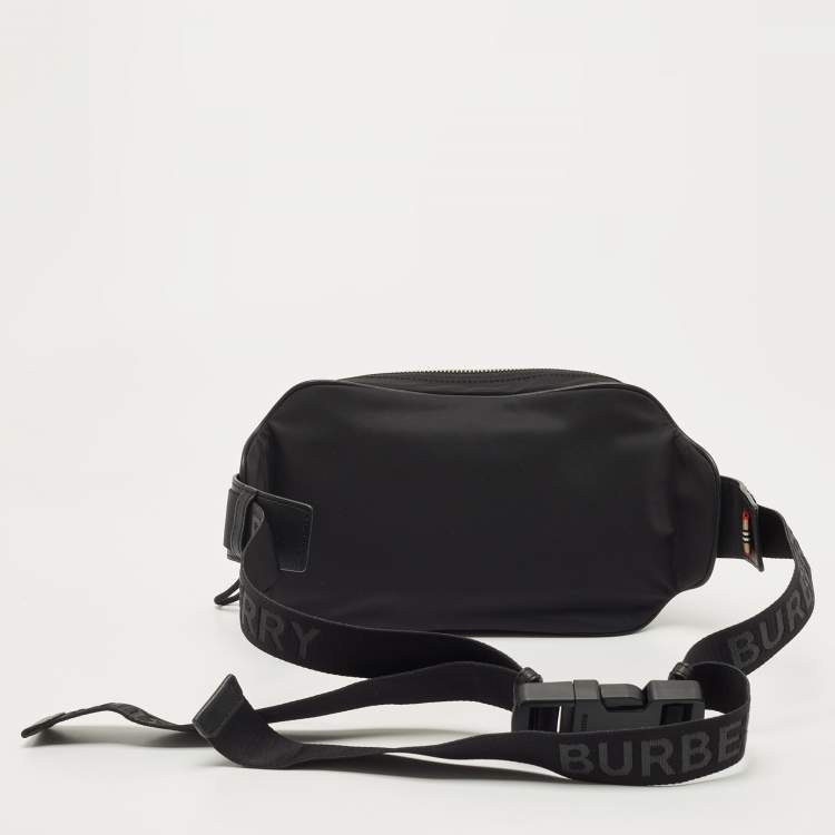 Pre Owned Burberry Black Nylon West Belt Bag