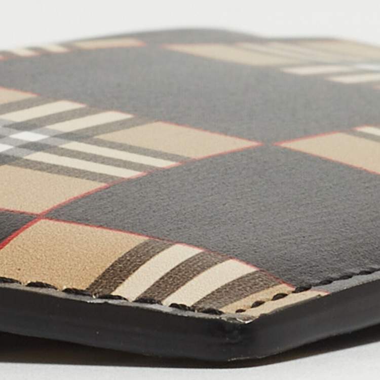 Pre Owned Burberry Beige/Black Checkerboard Leather Sandon Card Holder