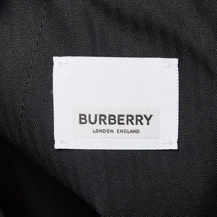 Pre Owned Burberry Black Shibden Shark Applique Nylon Chino Shorts M