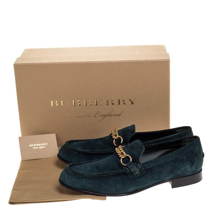 Pre Owned Burberry Green Suede Leather Solway Chain Detail Slip On Loafers Size 44