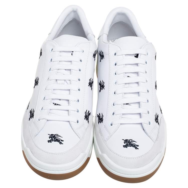 مملوكة مسبقًا Burberry White Knight Embroidered Leather Timsbury Sneakers Size 45