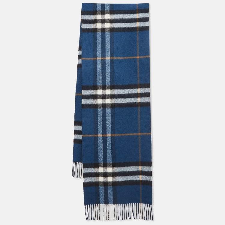 Pre Owned Burberry Blue Checked Cashmere Muffler