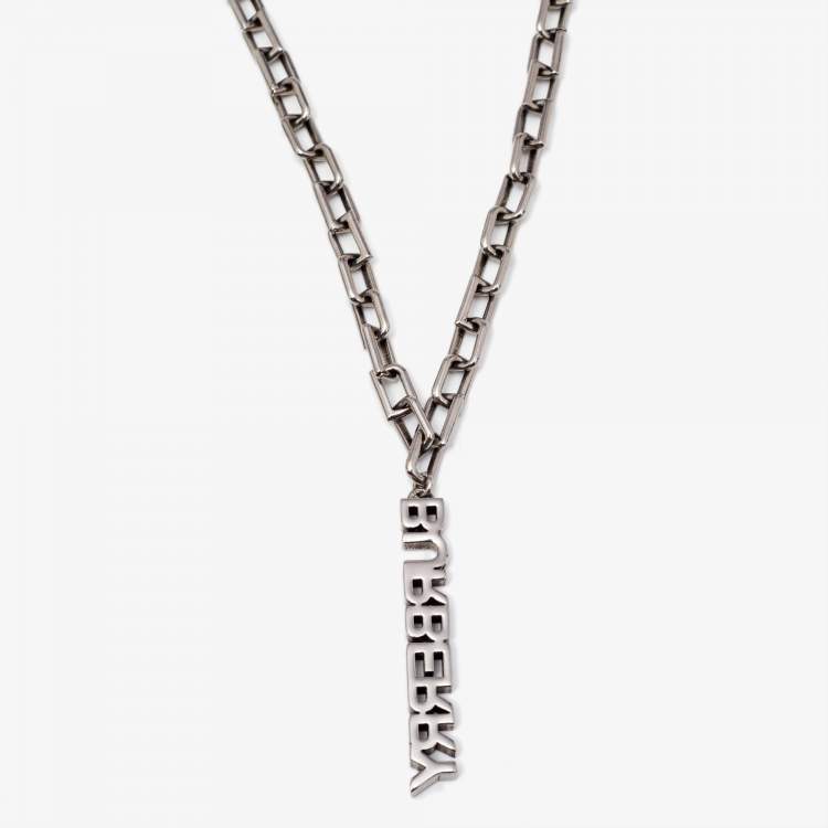 Pre Owned Burberry Logo Detail Silver Tone Necklace