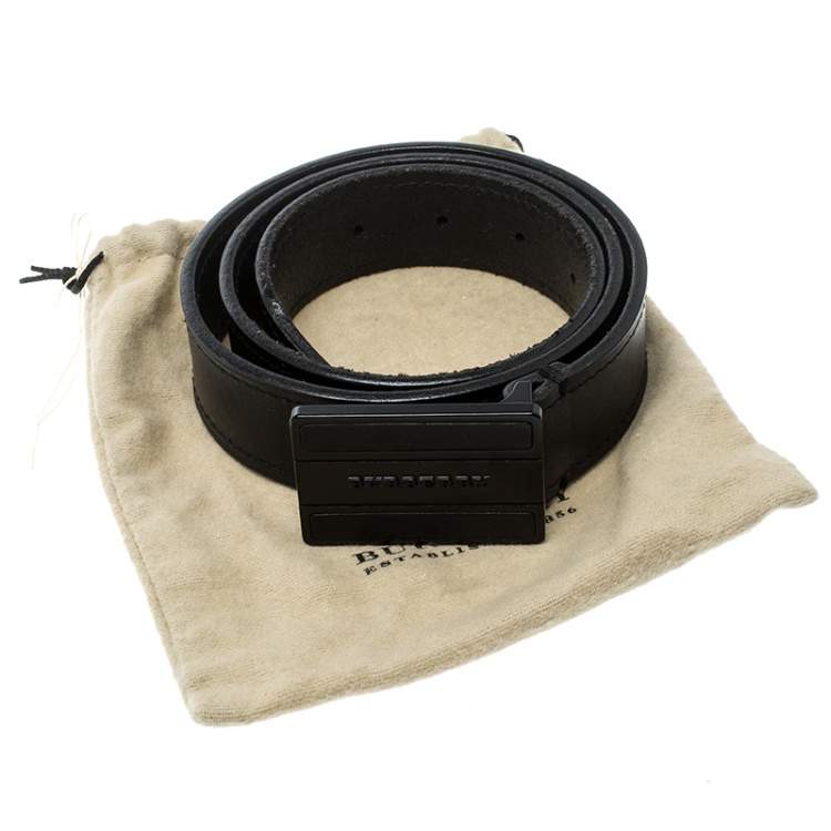 Pre Owned Burberry Black Leather Buckle Belt 80cm