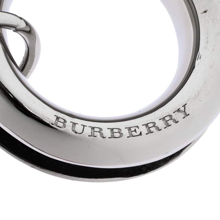 Pre Owned Burberry Palladium Plated Leather Detail Grommet Key Charm