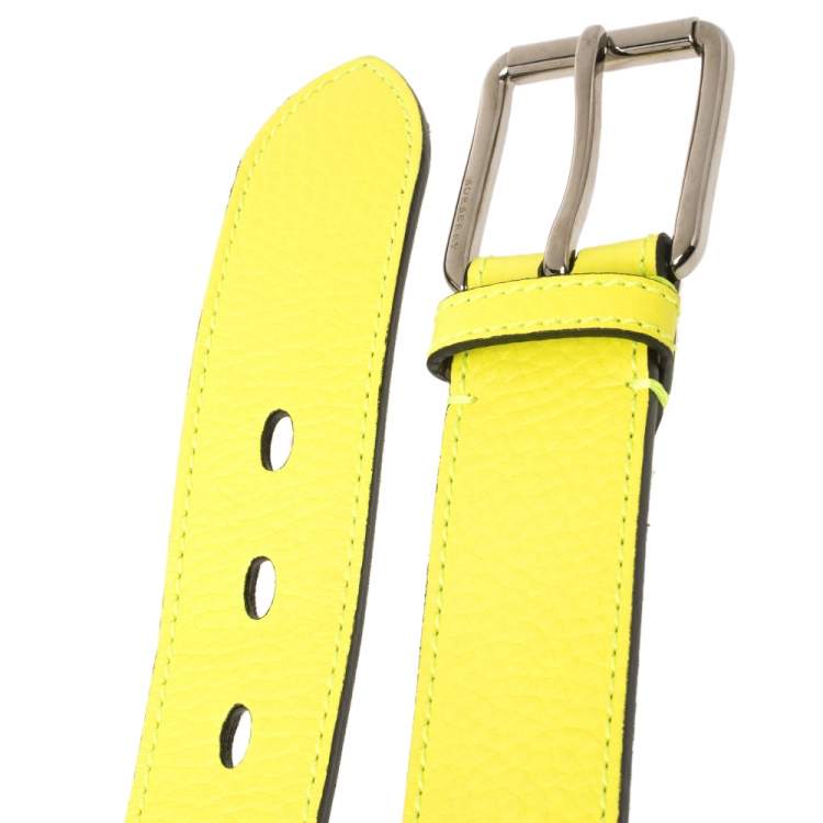 Pre Owned Burberry Neon Green Pebbled Leather Mark Buckle Belt 90 CM