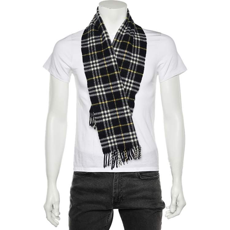 Pre Owned Burberry Black Castleford Check Lambwool Scarf