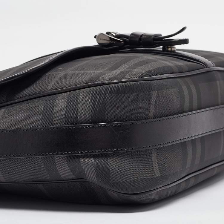 Pre Owned Burberry Black House Check PVC and Leather Messenger Bag