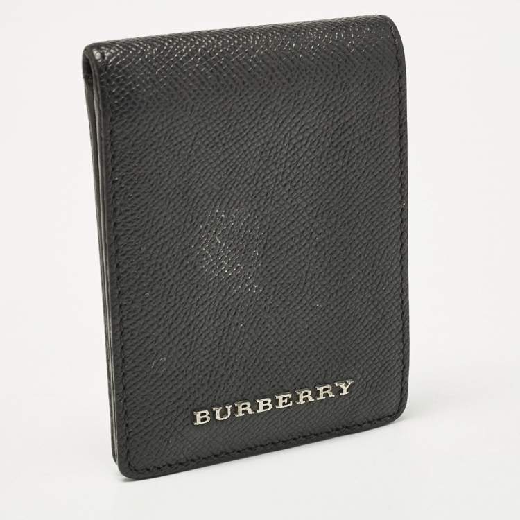 Pre Owned Burberry Black Grained Leather Bifold Wallet
