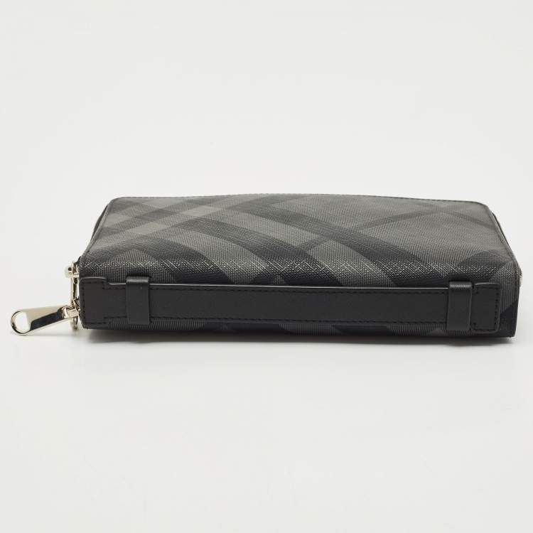 Pre Owned Burberry Black/Grey House Check PVC and Leather Reeves Double Zip Wallet